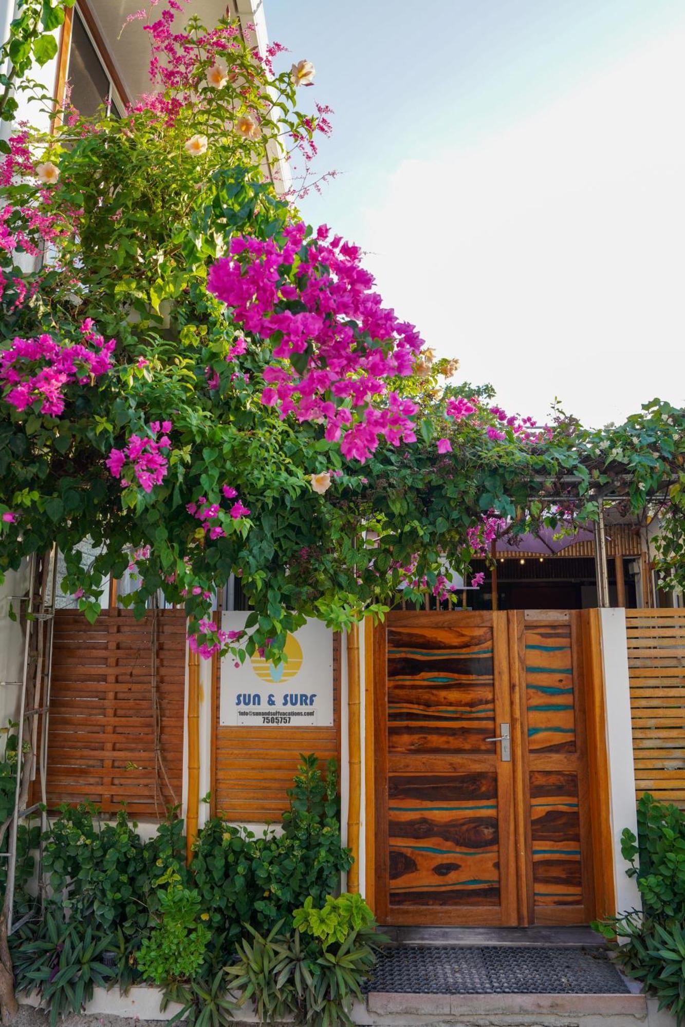 Sun & Surf Hotel Thulusdhoo Kültér fotó