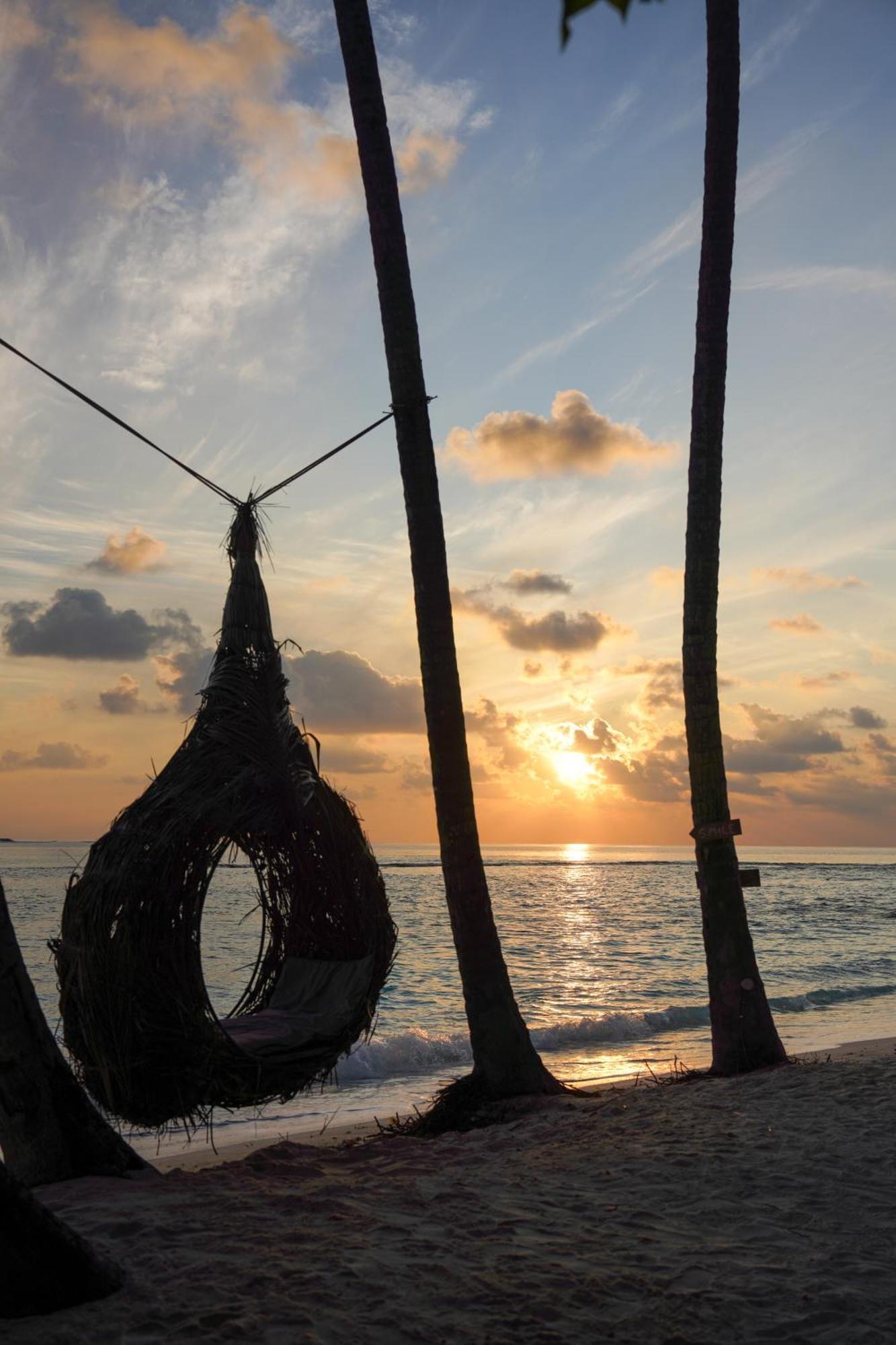 Sun & Surf Hotel Thulusdhoo Kültér fotó